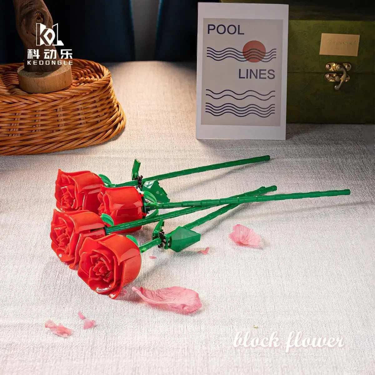 Everlasting Rose Building Block Flower Set – view 9