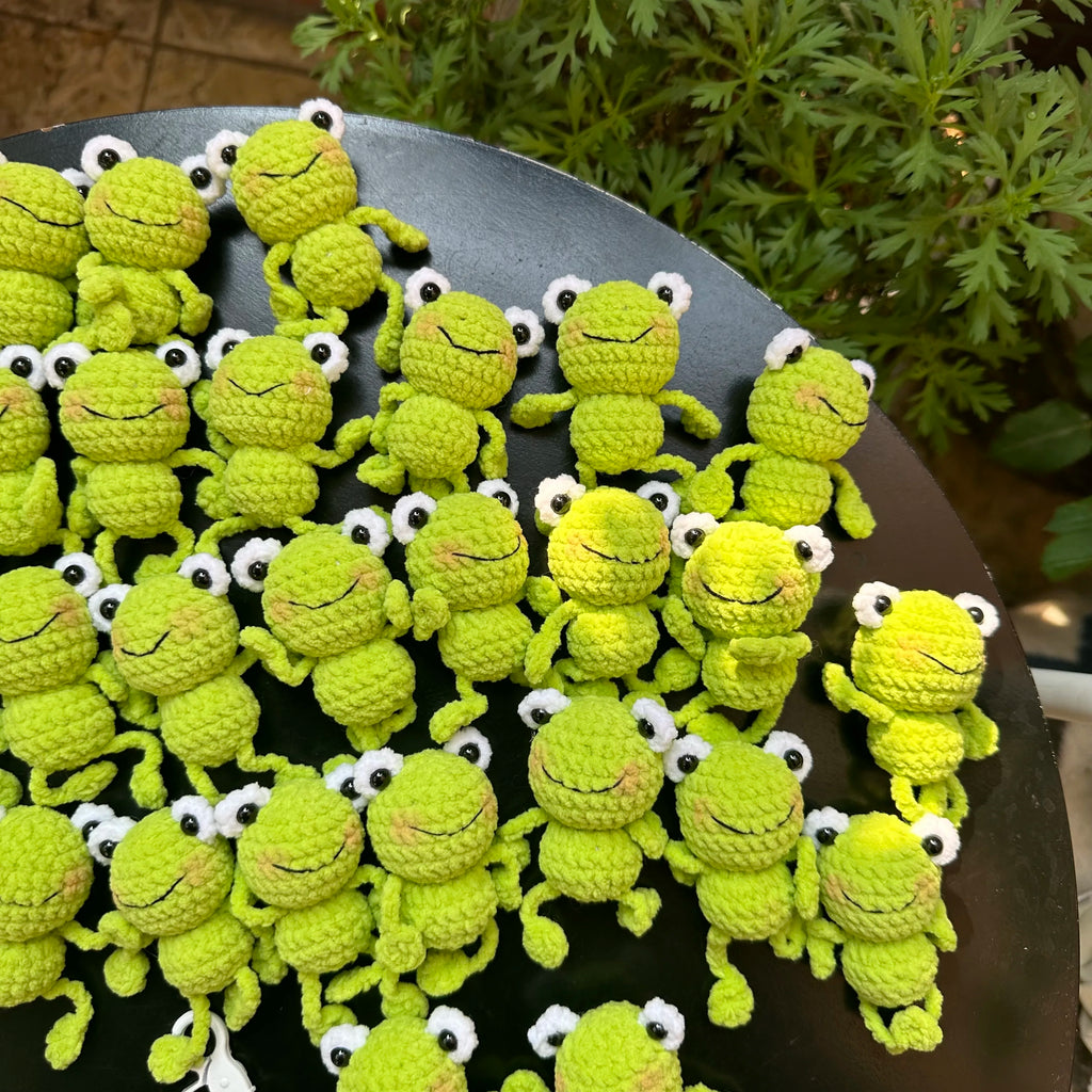Handmade Crochet Frog Keychain – view 3