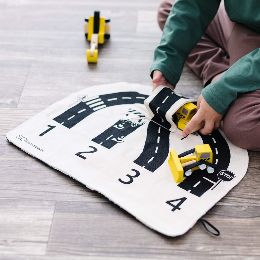 Car Play Mat with Storage Pockets – view 6